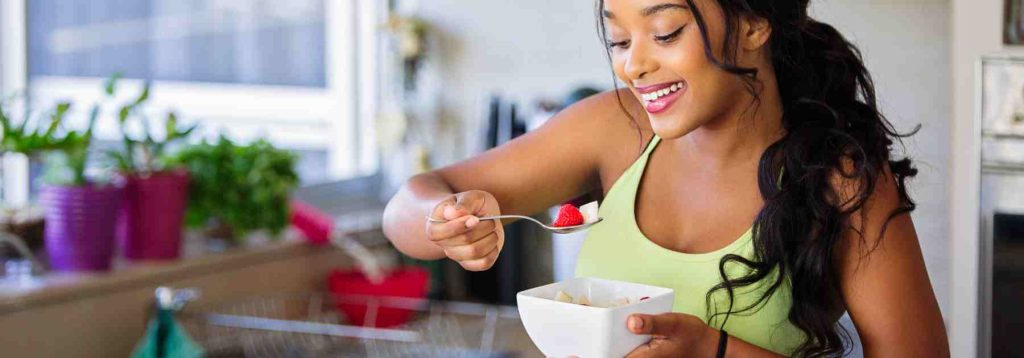 How a weight loss tracker can help support your journey. 